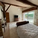 Le Domaine De Claras