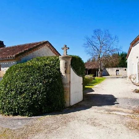 Le Domaine De Claras Holiday home *