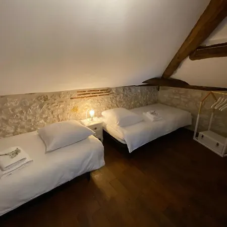 Tatil Evi Le Domaine De Claras Cazideroque