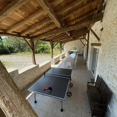 Le Domaine De Claras