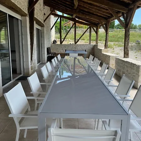 Le Domaine De Claras Tatil Evi
