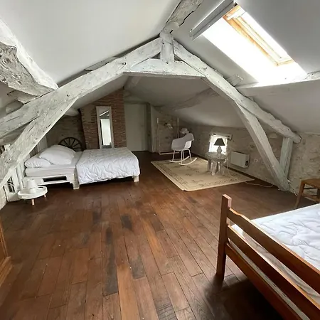 Le Domaine De Claras Holiday home Cazideroque