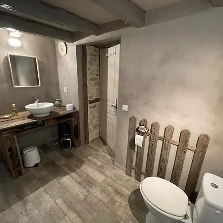 Tatil Evi Le Domaine De Claras Cazideroque