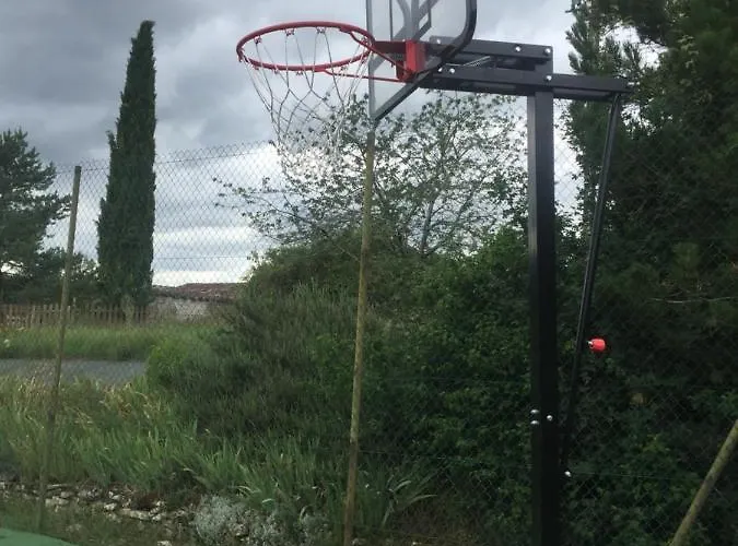 Le Domaine De Claras Cazideroque